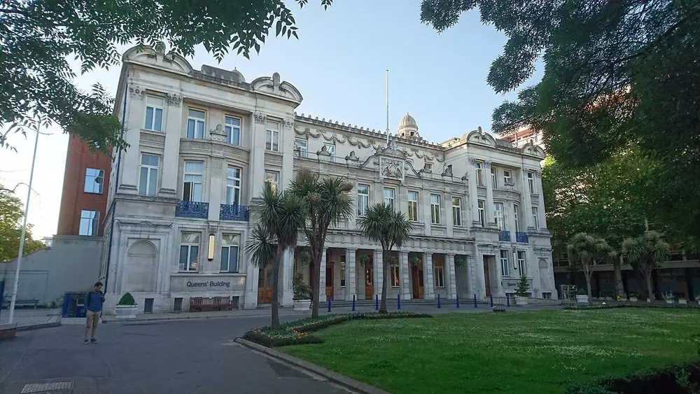 Queens' Building (the historic People's Palace), Queen Mary University of London, Mile End campus — home of Barts and The London School of Medicine and Dentistry