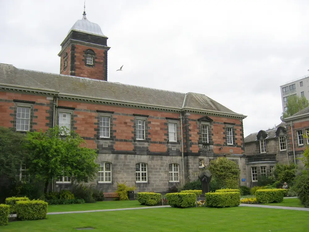 Geddes Quadrangle and historic Tower Building (red-sandstone College building), University of Dundee